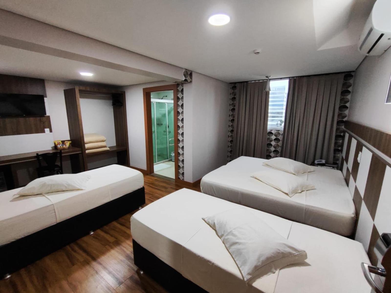 Hotel Maestro Executive Toledo Toledo  Buitenkant foto