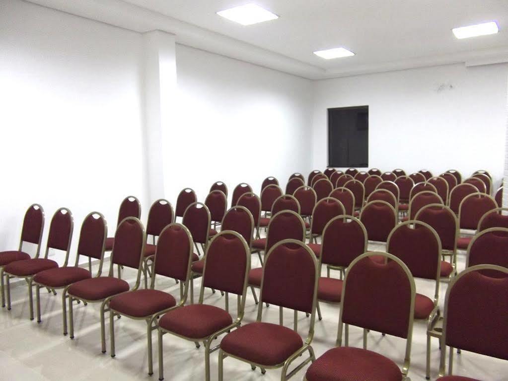 Hotel Maestro Executive Toledo Toledo  Buitenkant foto